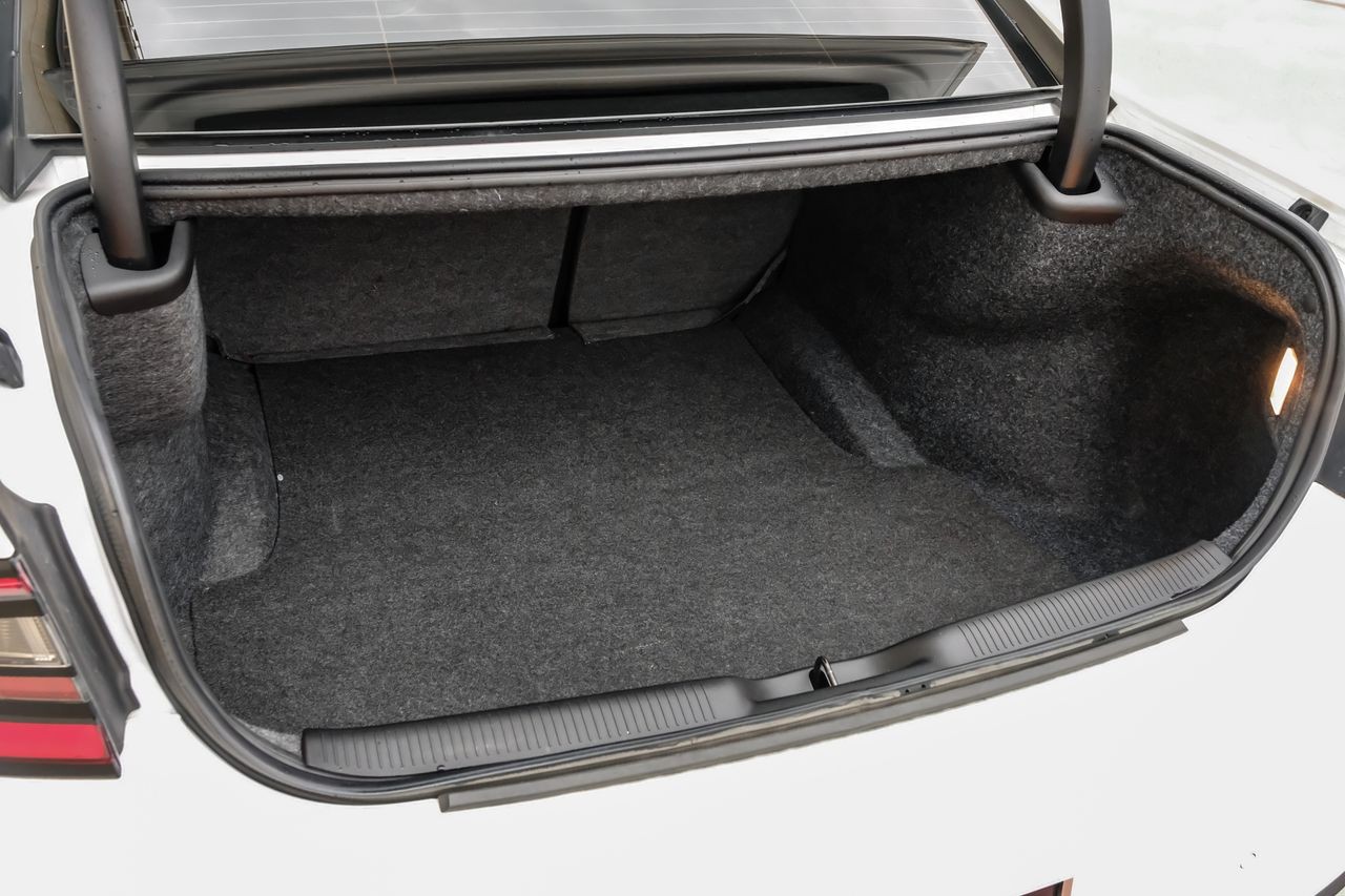 Dodge Charger Vehicle Main Gallery Image 59