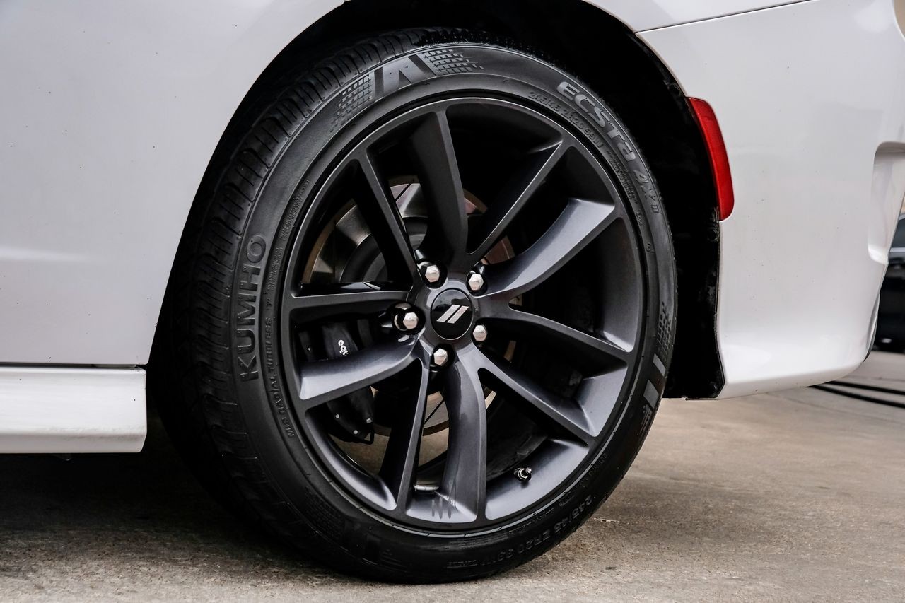 Dodge Charger Vehicle Main Gallery Image 63