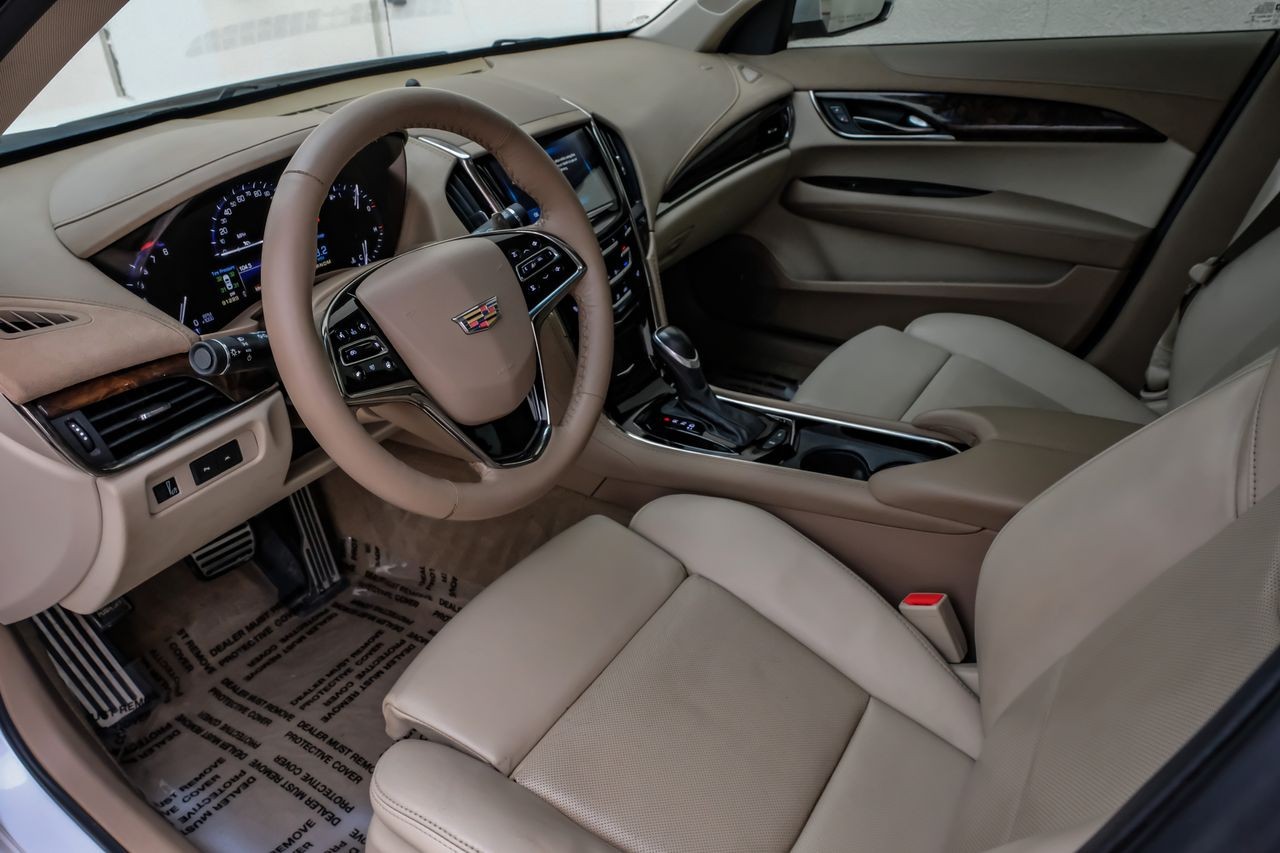 Cadillac ATS Sedan Vehicle Main Gallery Image 03