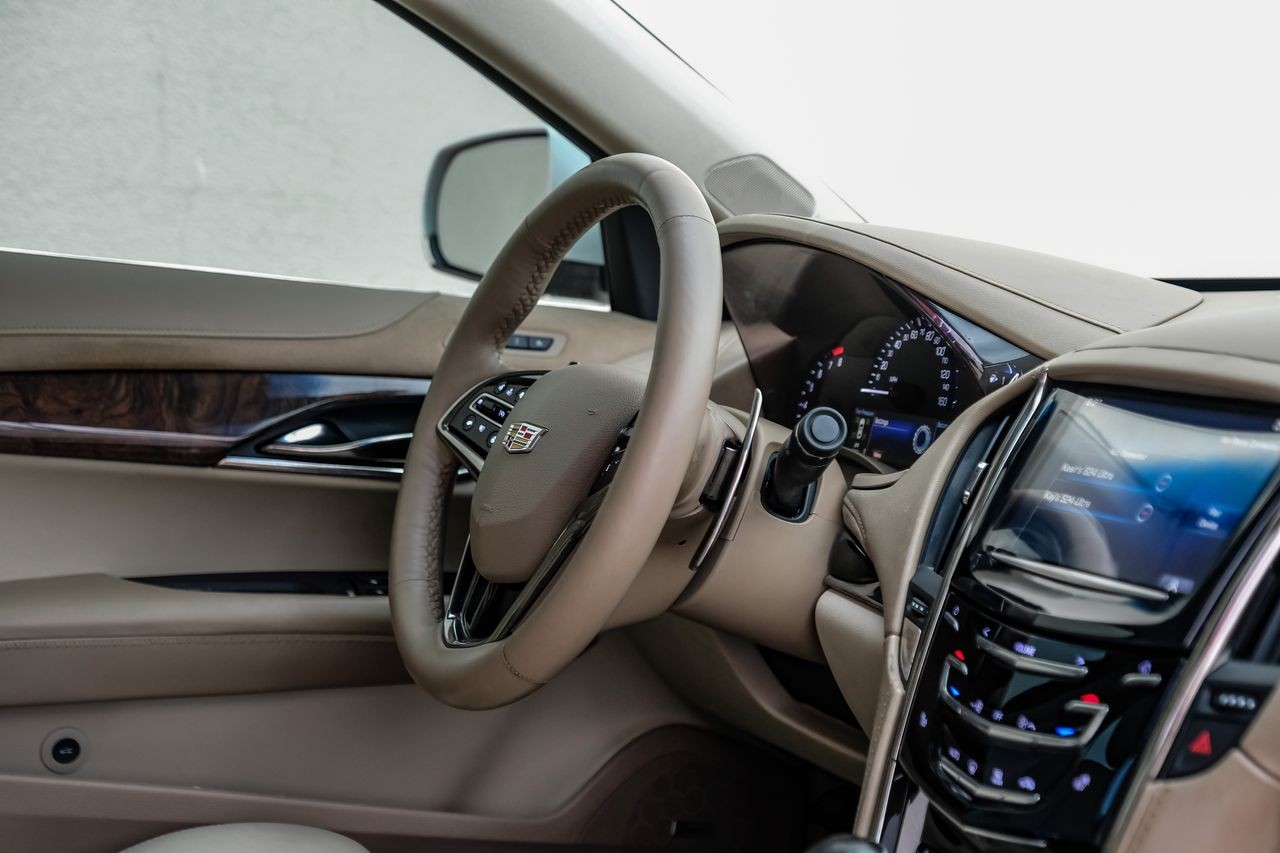 Cadillac ATS Sedan Vehicle Main Gallery Image 13