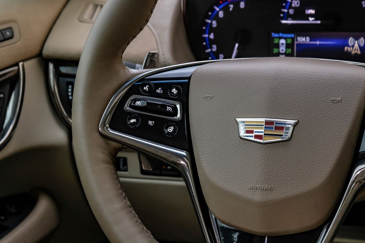 Cadillac ATS Sedan Vehicle Main Gallery Image 17