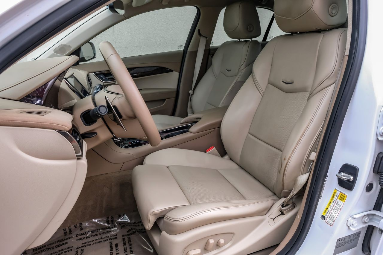 Cadillac ATS Sedan Vehicle Main Gallery Image 36