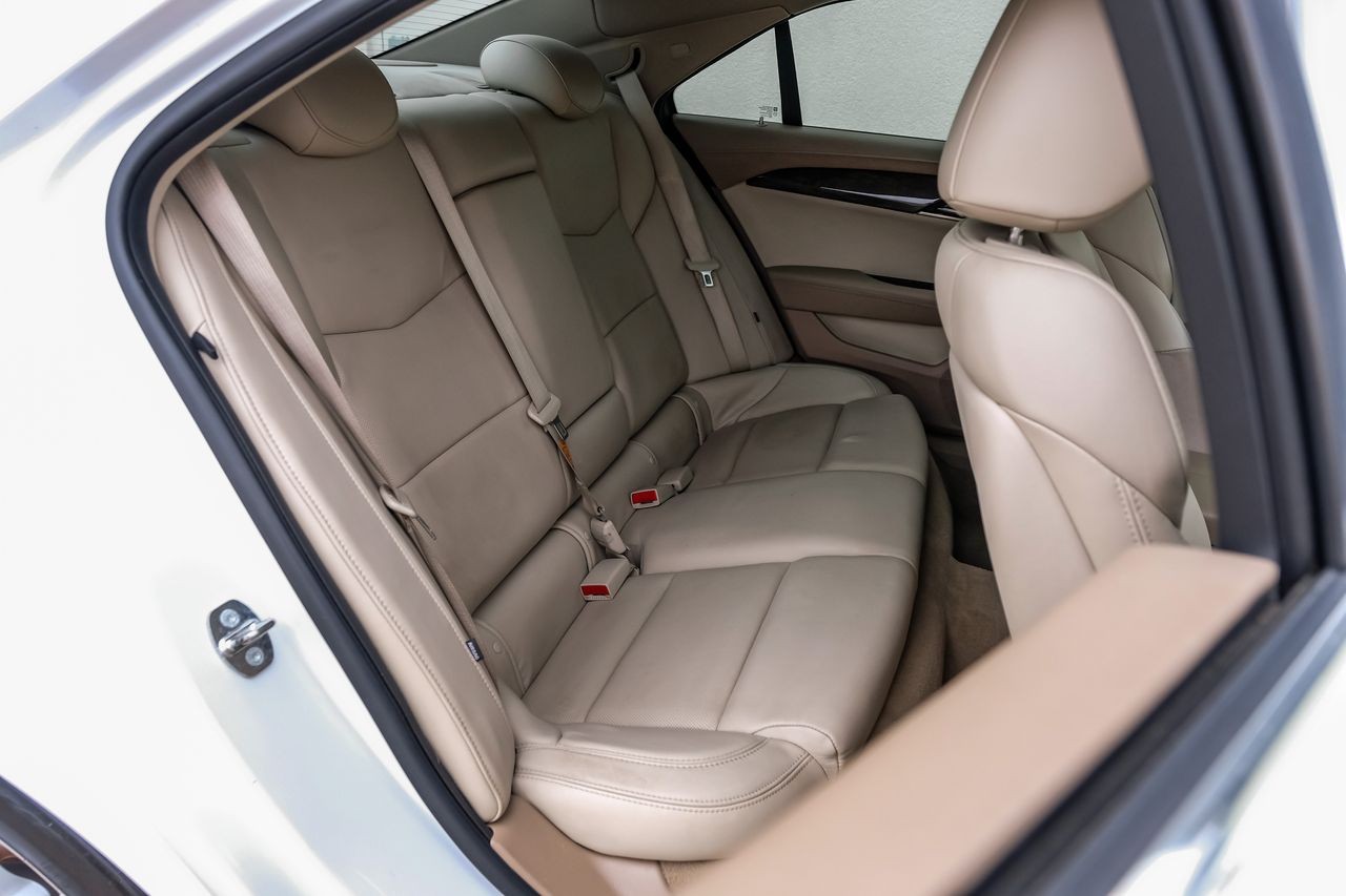 Cadillac ATS Sedan Vehicle Main Gallery Image 41