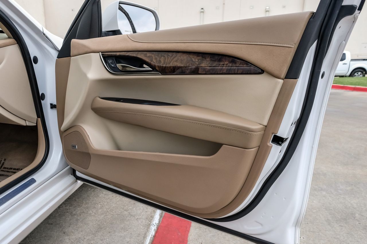 Cadillac ATS Sedan Vehicle Main Gallery Image 49