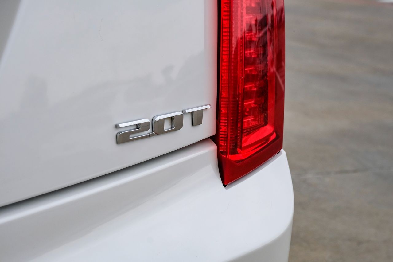 Cadillac ATS Sedan Vehicle Main Gallery Image 54