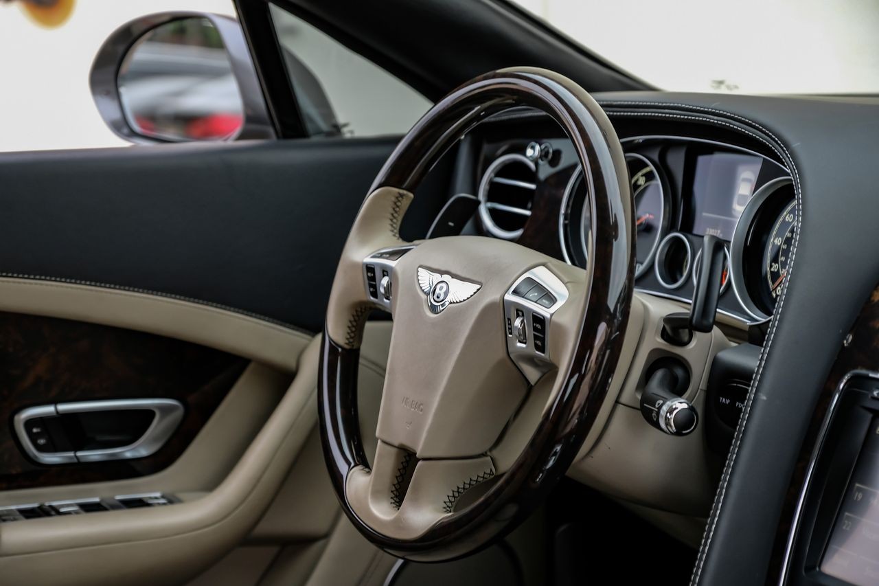 Bentley Continental GT V8 Vehicle Main Gallery Image 13