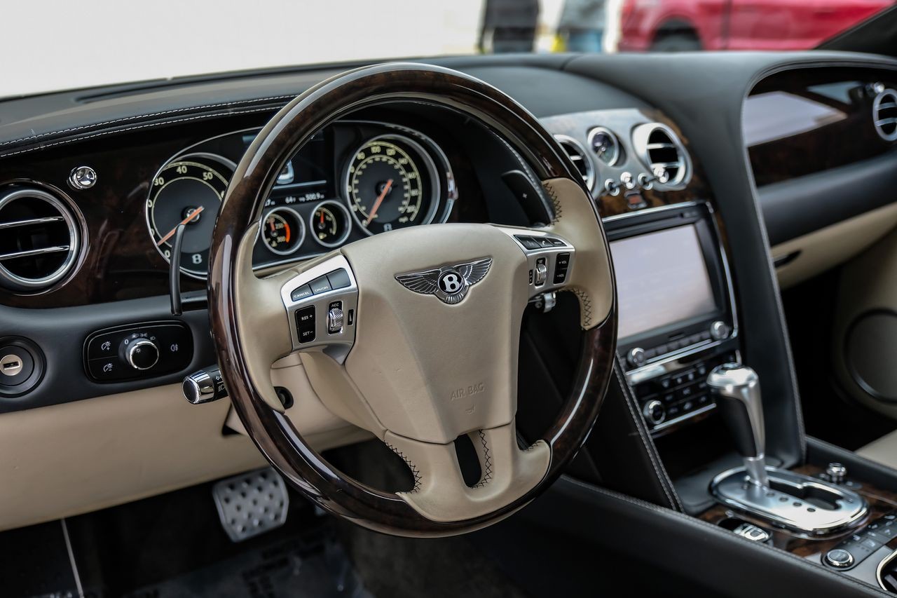 Bentley Continental GT V8 Vehicle Main Gallery Image 14