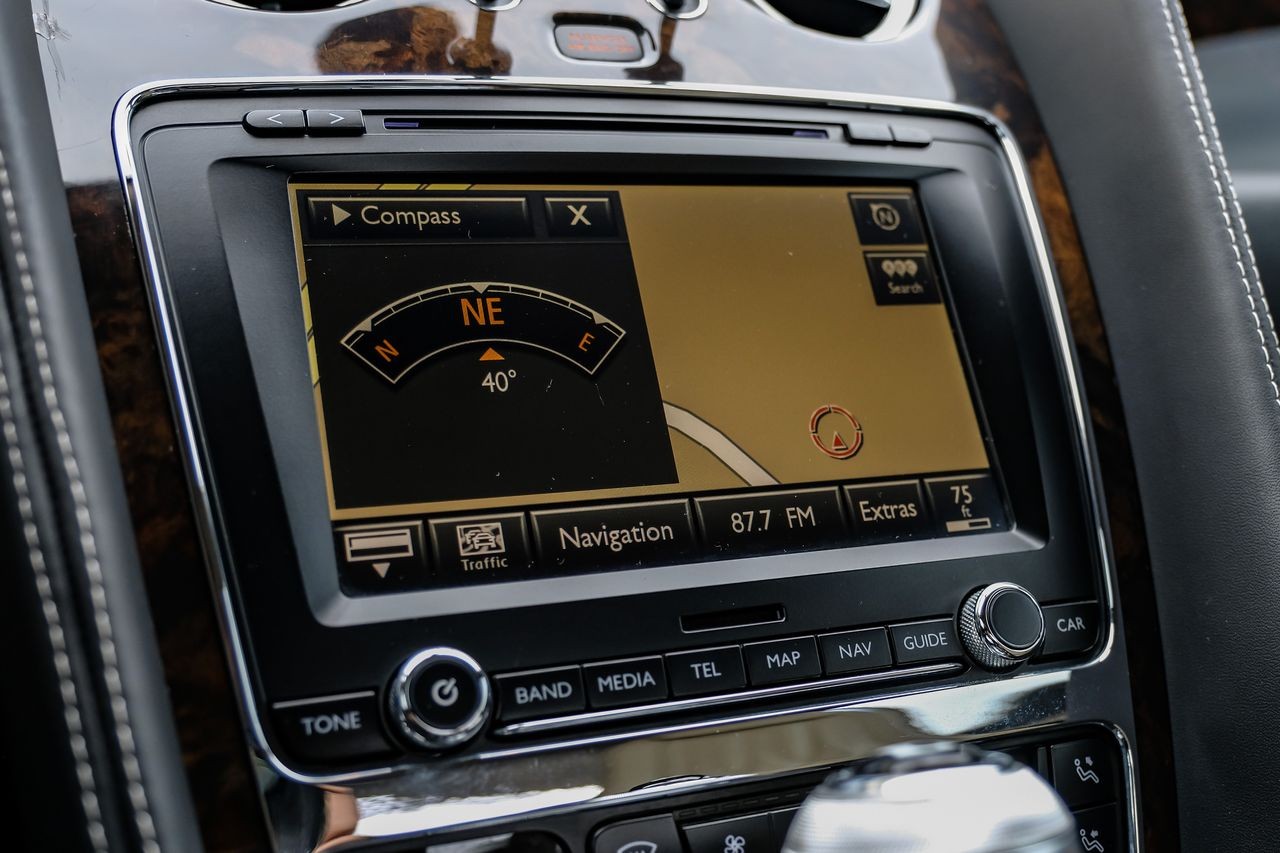 Bentley Continental GT V8 Vehicle Main Gallery Image 20
