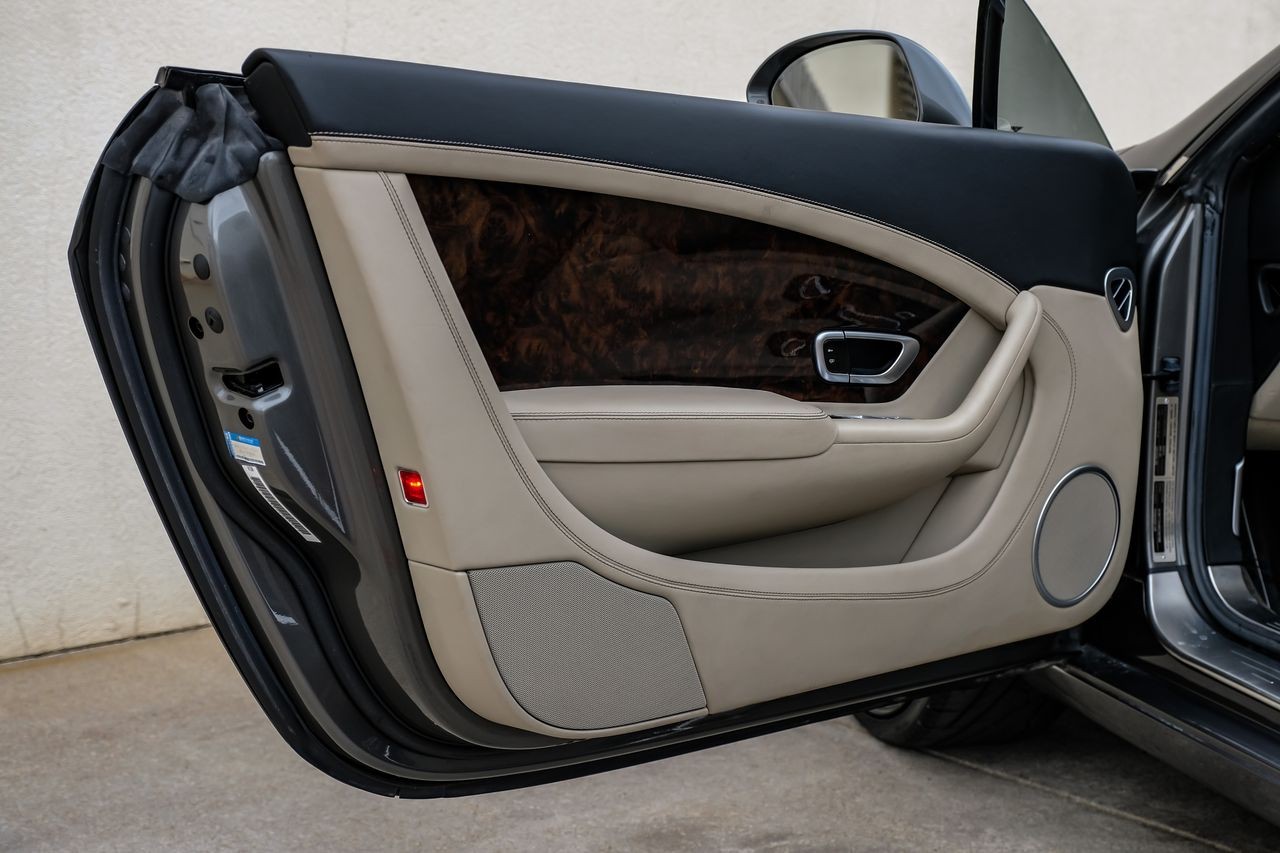 Bentley Continental GT V8 Vehicle Main Gallery Image 34