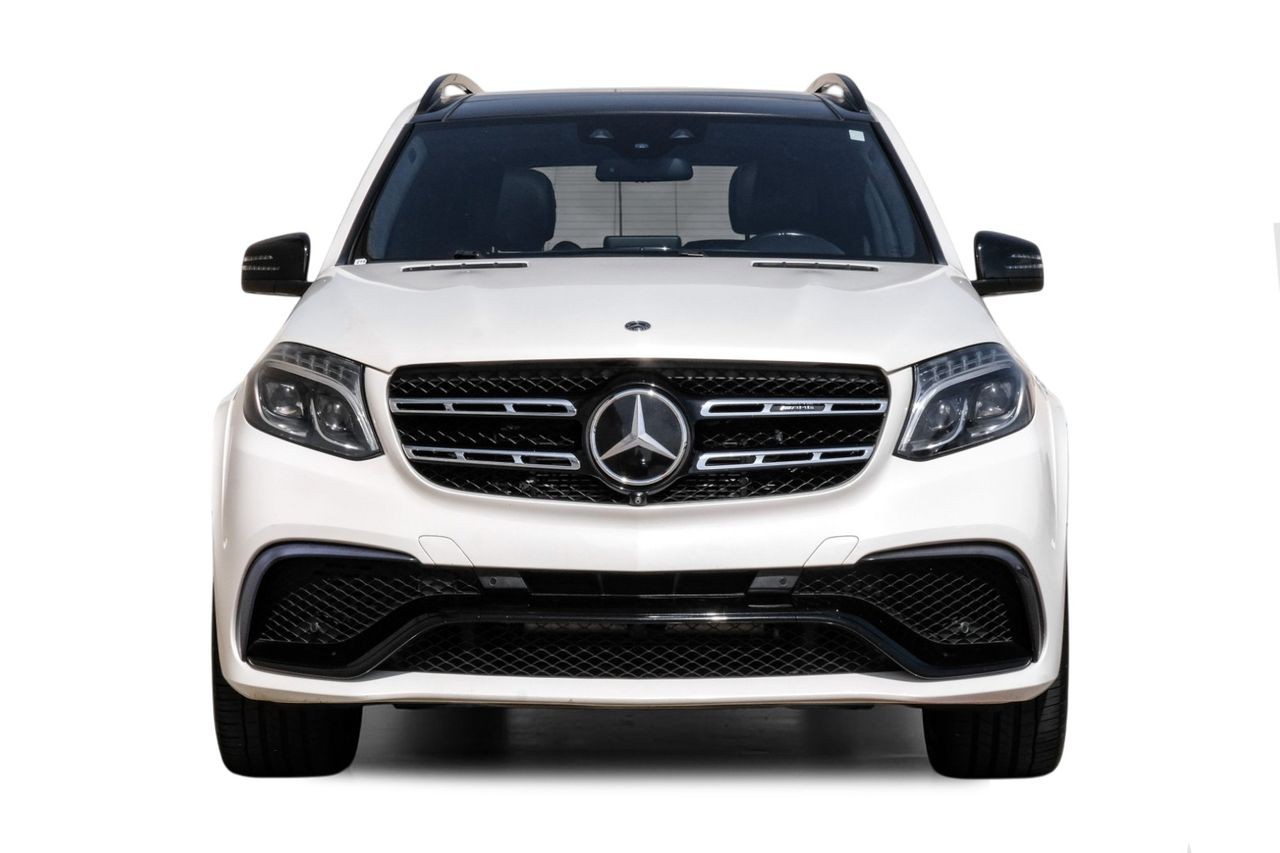 Mercedes-Benz GLS 63 AMG Vehicle Main Gallery Image 06