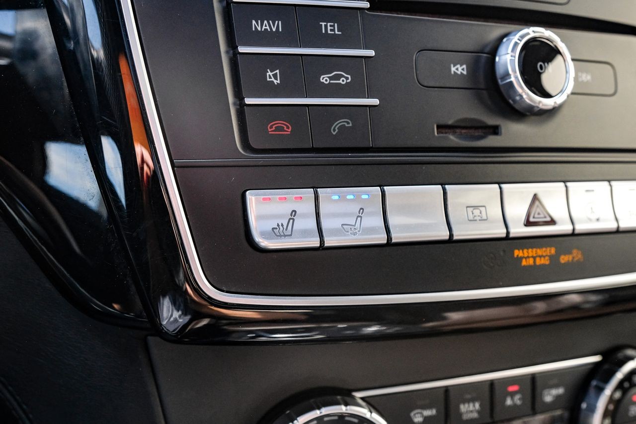 Mercedes-Benz GLS 63 AMG Vehicle Main Gallery Image 29