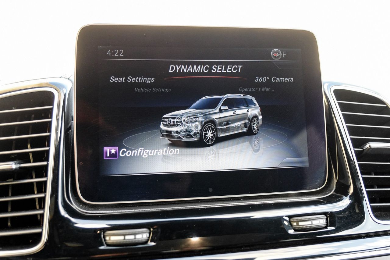 Mercedes-Benz GLS 63 AMG Vehicle Main Gallery Image 34