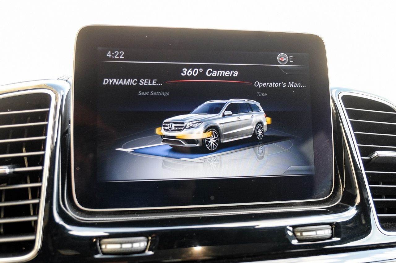 Mercedes-Benz GLS 63 AMG Vehicle Main Gallery Image 35