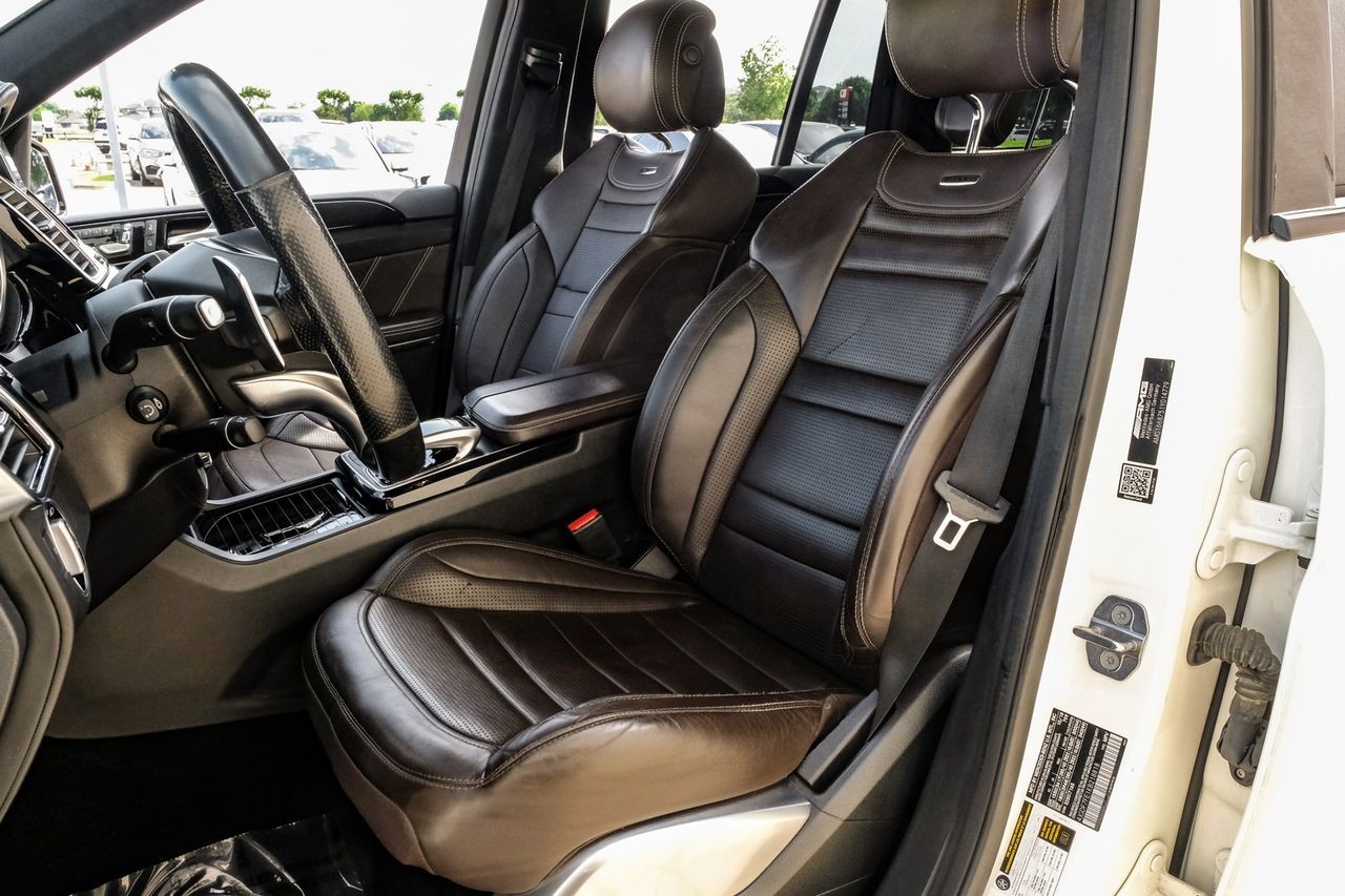 Mercedes-Benz GLS 63 AMG Vehicle Main Gallery Image 41