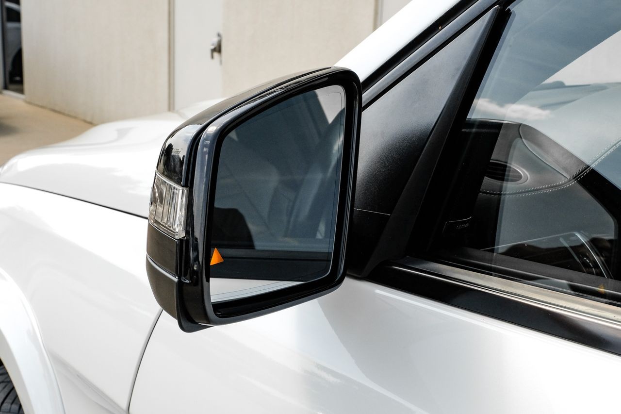 Mercedes-Benz GLS 63 AMG Vehicle Main Gallery Image 50