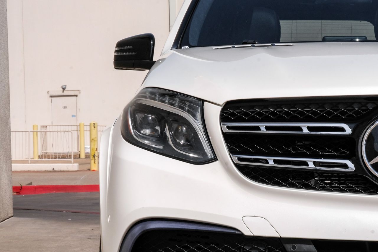 Mercedes-Benz GLS 63 AMG Vehicle Main Gallery Image 58