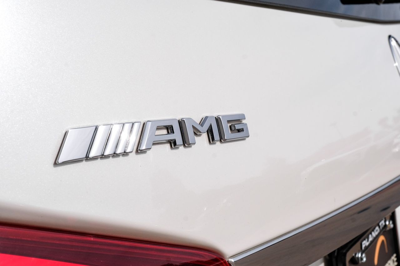 Mercedes-Benz GLS 63 AMG Vehicle Main Gallery Image 61