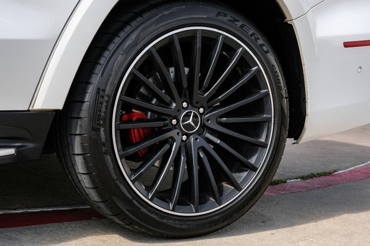Mercedes-Benz GLS 63 AMG Vehicle Main Gallery Image 69