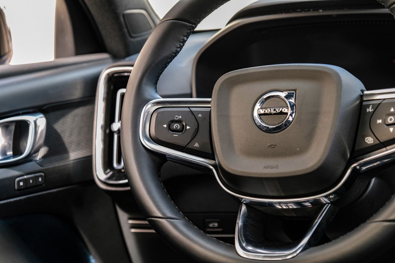 Volvo C40 Recharge Pure Electric Vehicle Main Gallery Image 18
