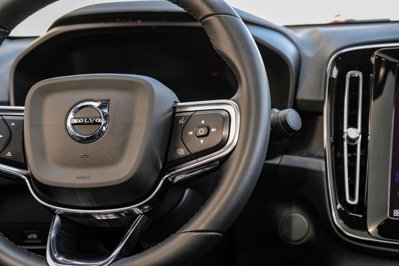 Volvo C40 Recharge Pure Electric Vehicle Main Gallery Image 19