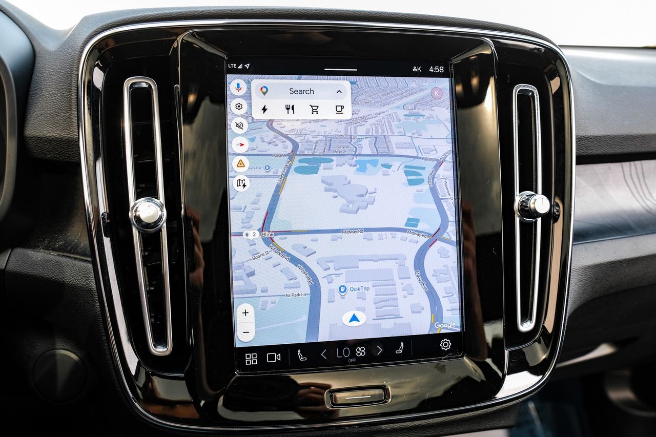 Volvo C40 Recharge Pure Electric Vehicle Main Gallery Image 26