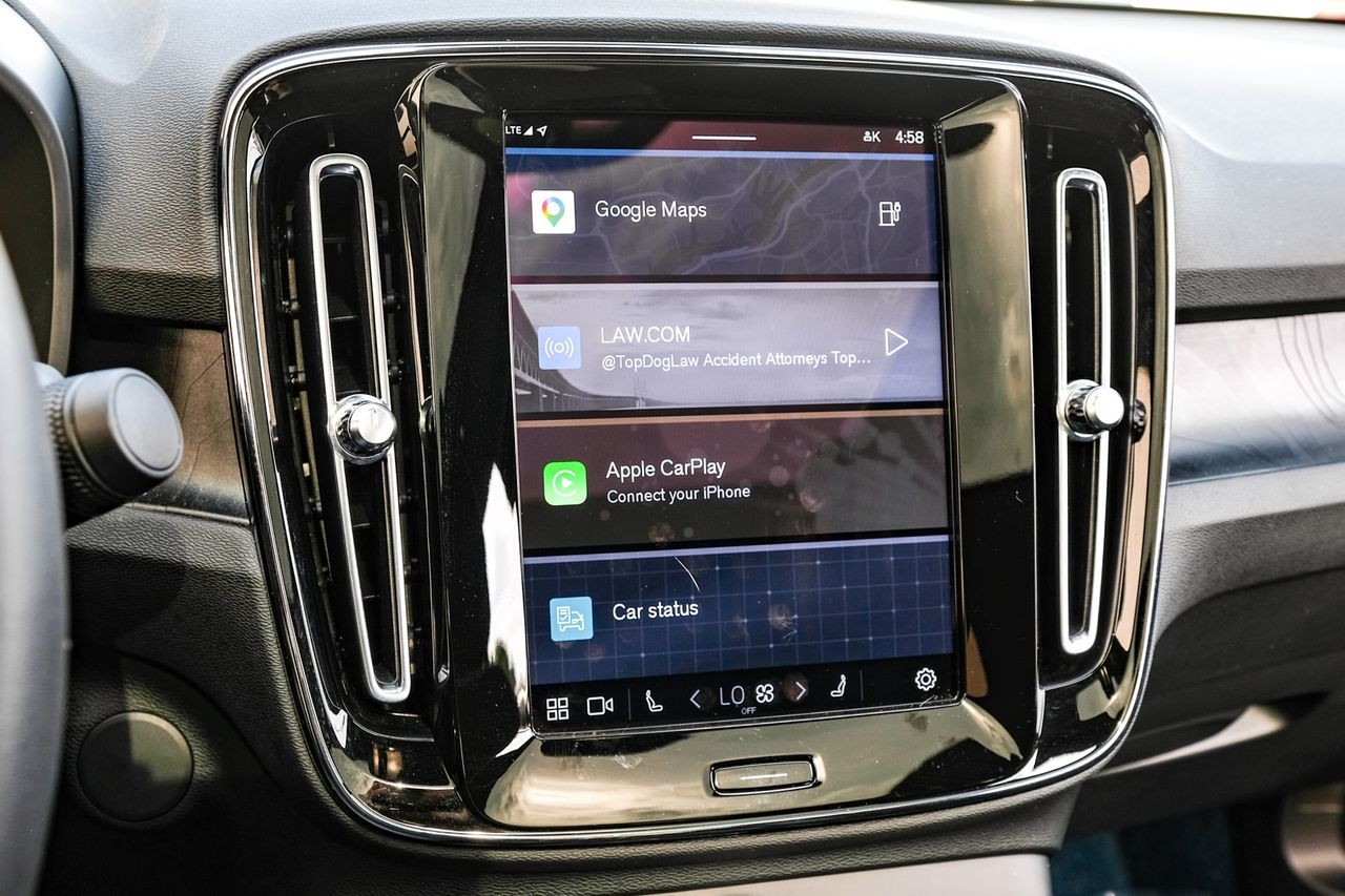 Volvo C40 Recharge Pure Electric Vehicle Main Gallery Image 28