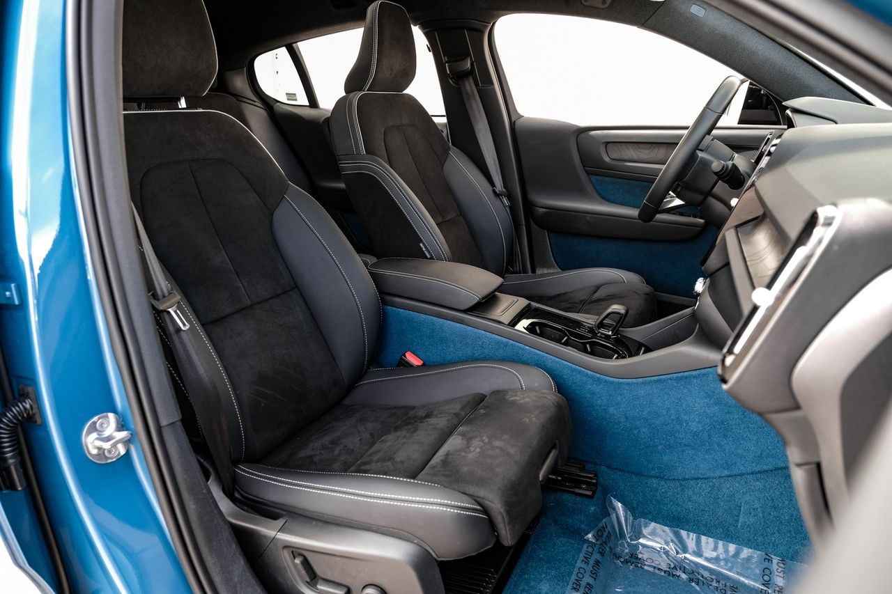 Volvo C40 Recharge Pure Electric Vehicle Main Gallery Image 34