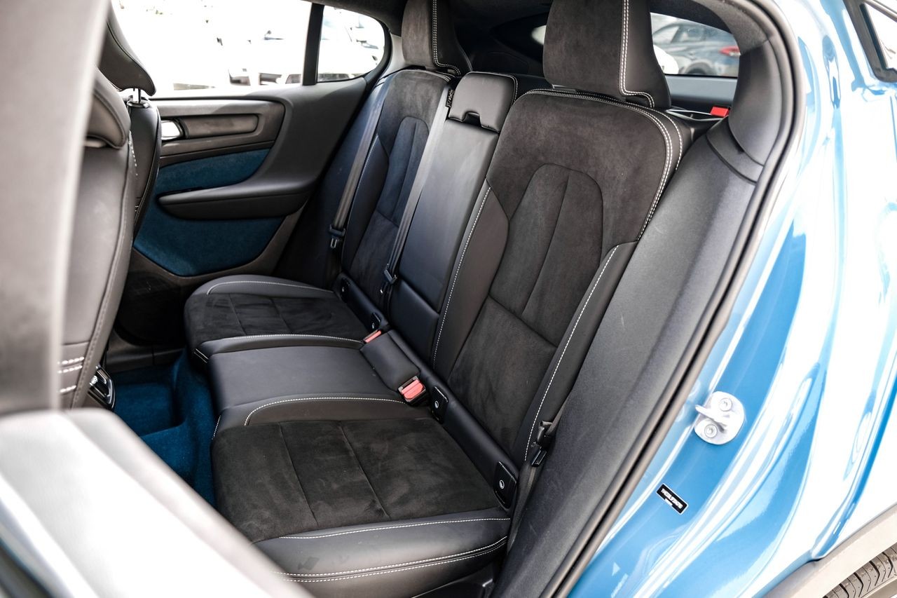 Volvo C40 Recharge Pure Electric Vehicle Main Gallery Image 39