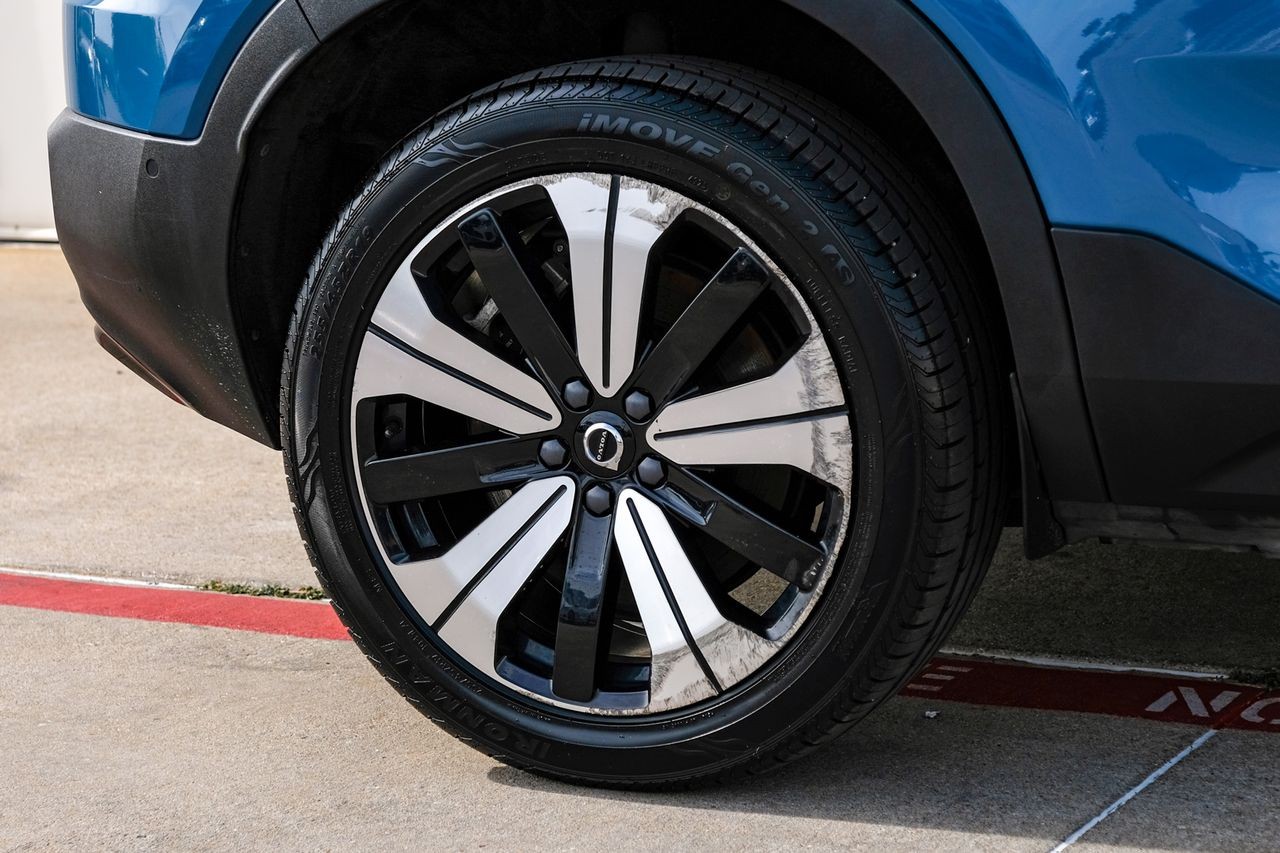 Volvo C40 Recharge Pure Electric Vehicle Main Gallery Image 52