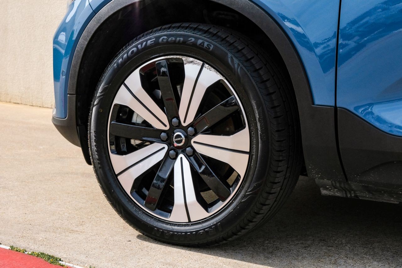 Volvo C40 Recharge Pure Electric Vehicle Main Gallery Image 54