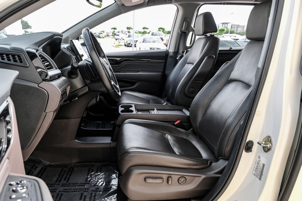 Honda Odyssey Vehicle Main Gallery Image 04