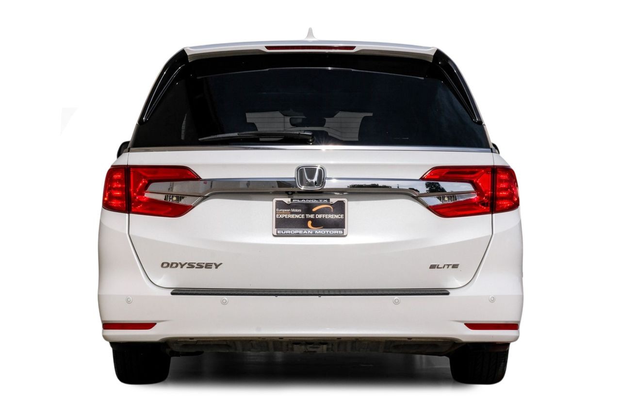 Honda Odyssey Vehicle Main Gallery Image 09