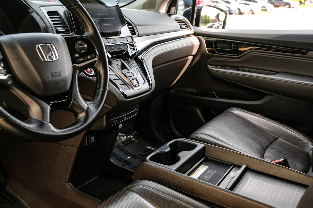 Honda Odyssey Vehicle Main Gallery Image 25
