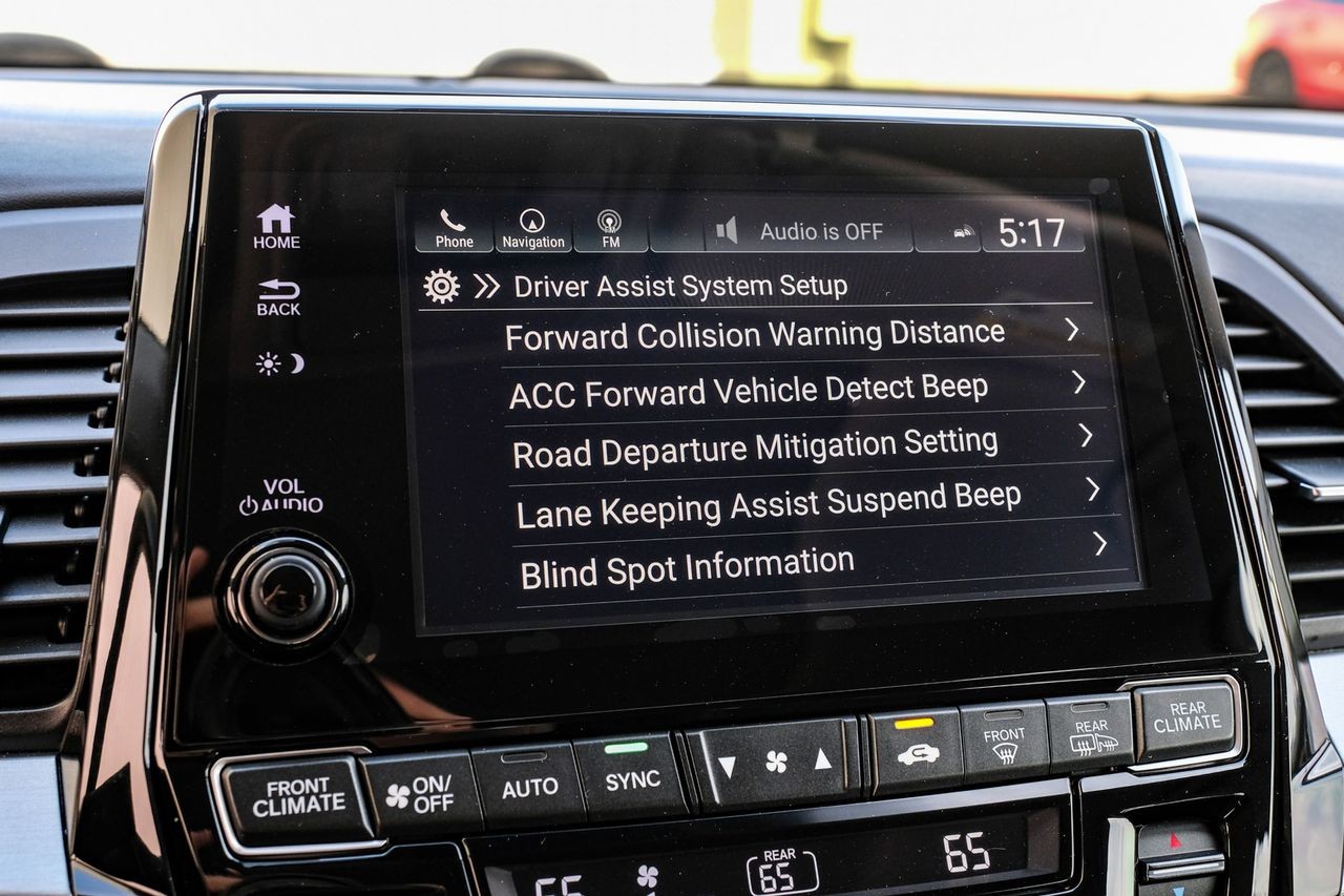 Honda Odyssey Vehicle Main Gallery Image 33
