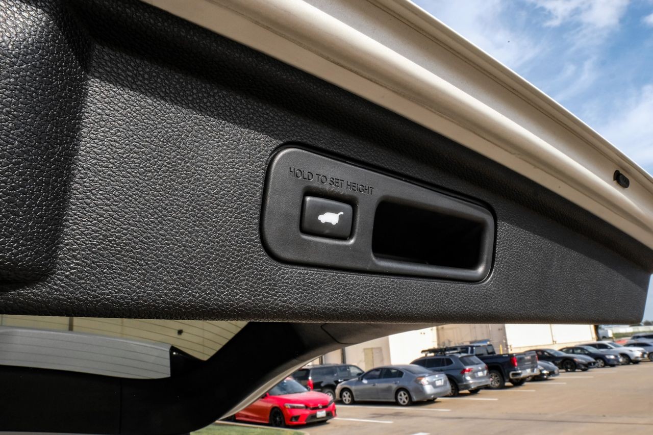 Honda Odyssey Vehicle Main Gallery Image 53