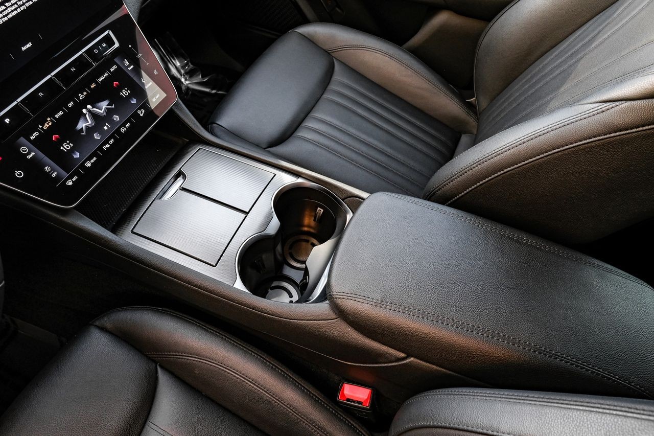 Maserati Grecale Vehicle Main Gallery Image 26