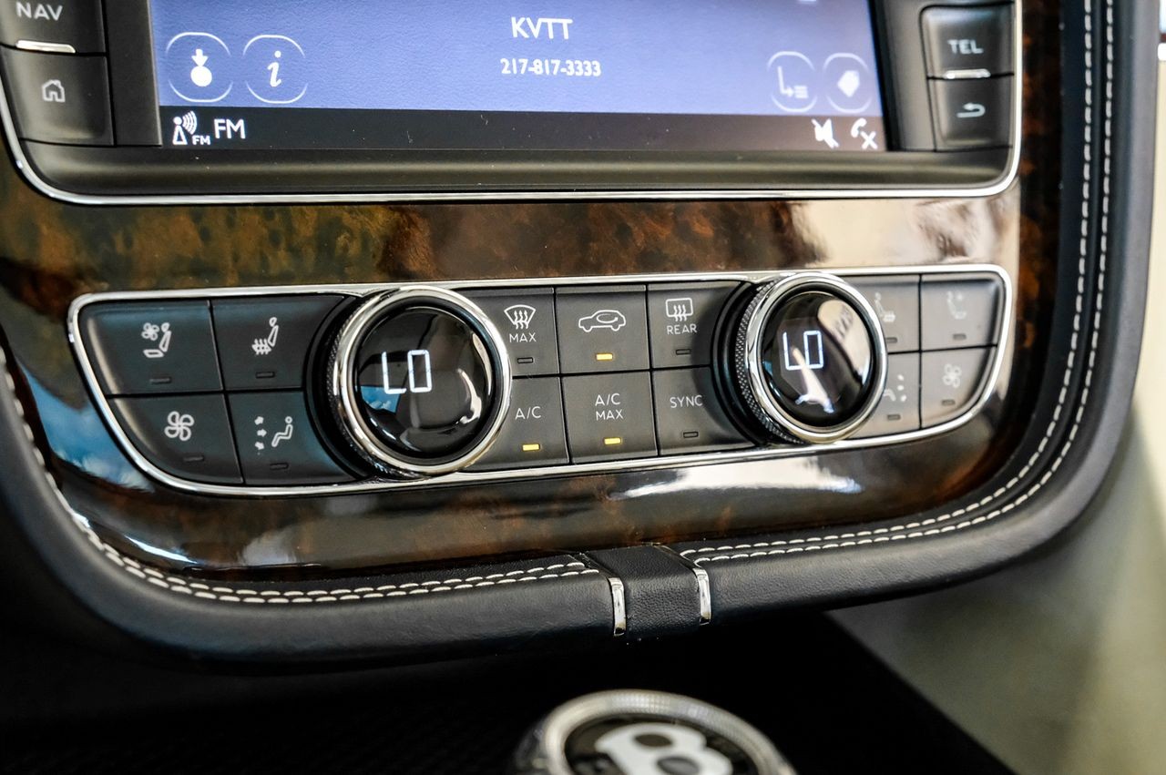 Bentley Bentayga Vehicle Main Gallery Image 32