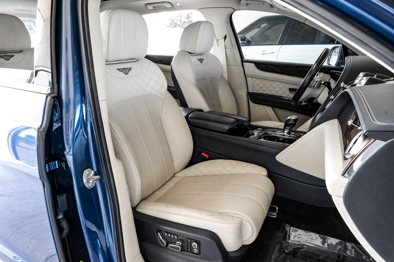 Bentley Bentayga Vehicle Main Gallery Image 44