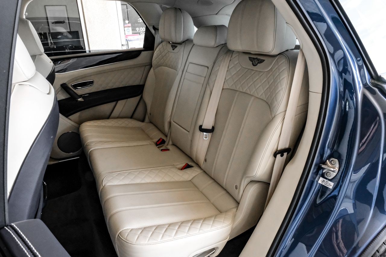 Bentley Bentayga Vehicle Main Gallery Image 49