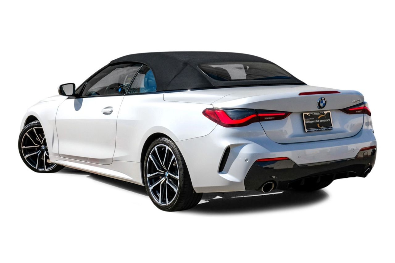 BMW 4 Series Vehicle Main Gallery Image 11