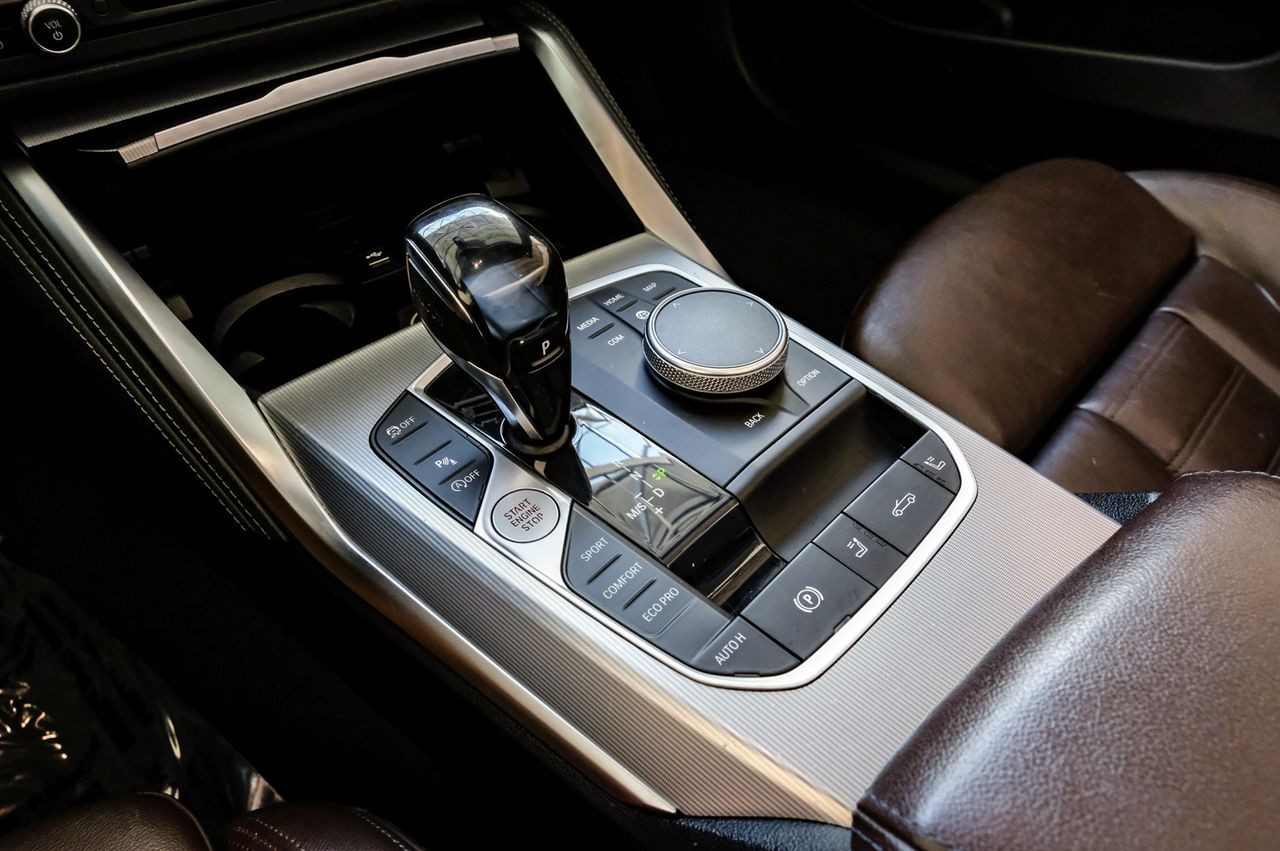 BMW 4 Series Vehicle Main Gallery Image 22