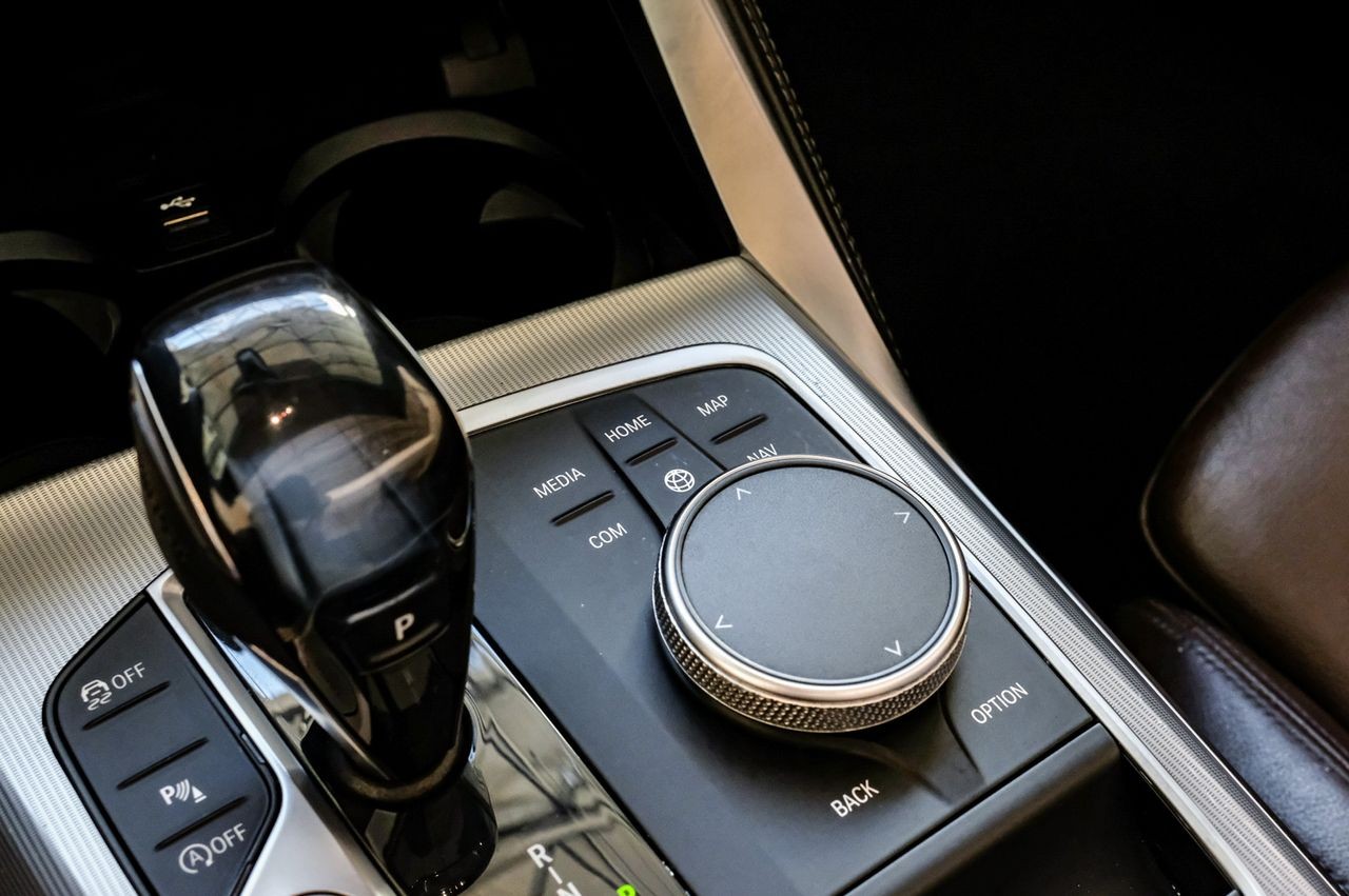 BMW 4 Series Vehicle Main Gallery Image 23