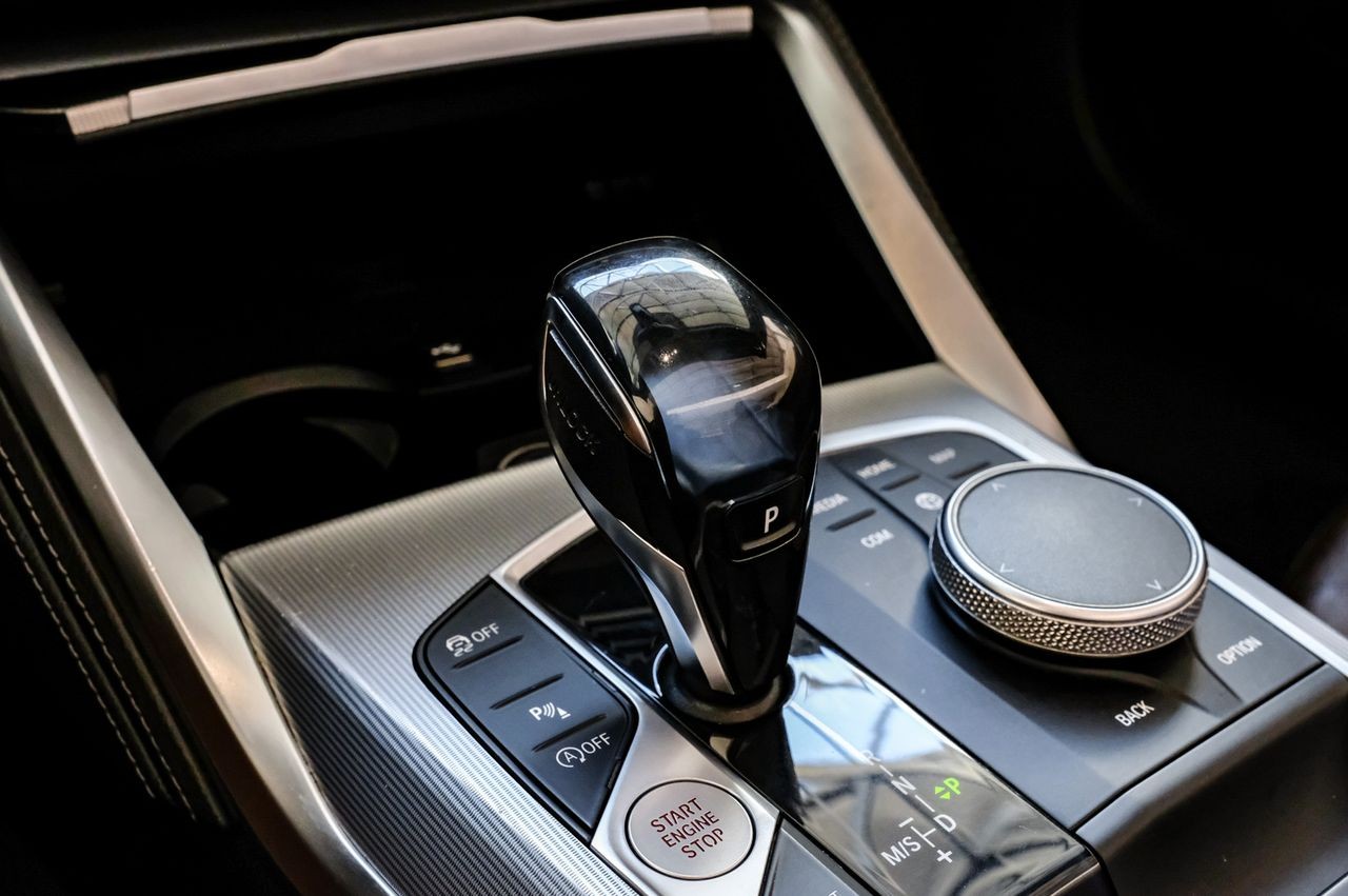 BMW 4 Series Vehicle Main Gallery Image 25