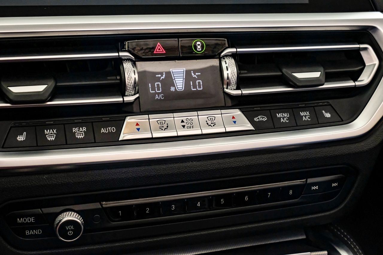 BMW 4 Series Vehicle Main Gallery Image 28