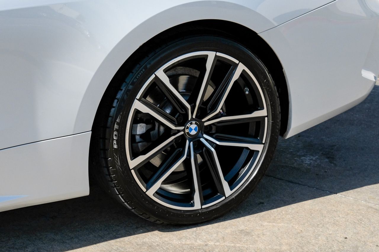 BMW 4 Series Vehicle Main Gallery Image 53