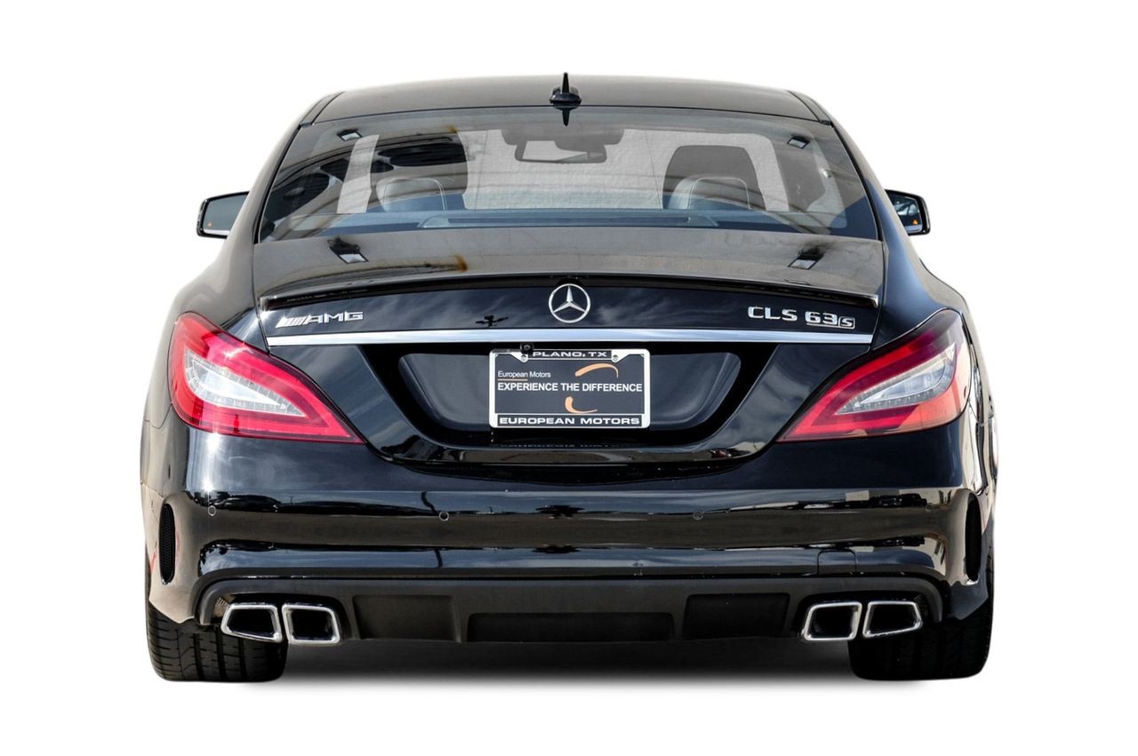 Mercedes-Benz CLS Vehicle Main Gallery Image 10