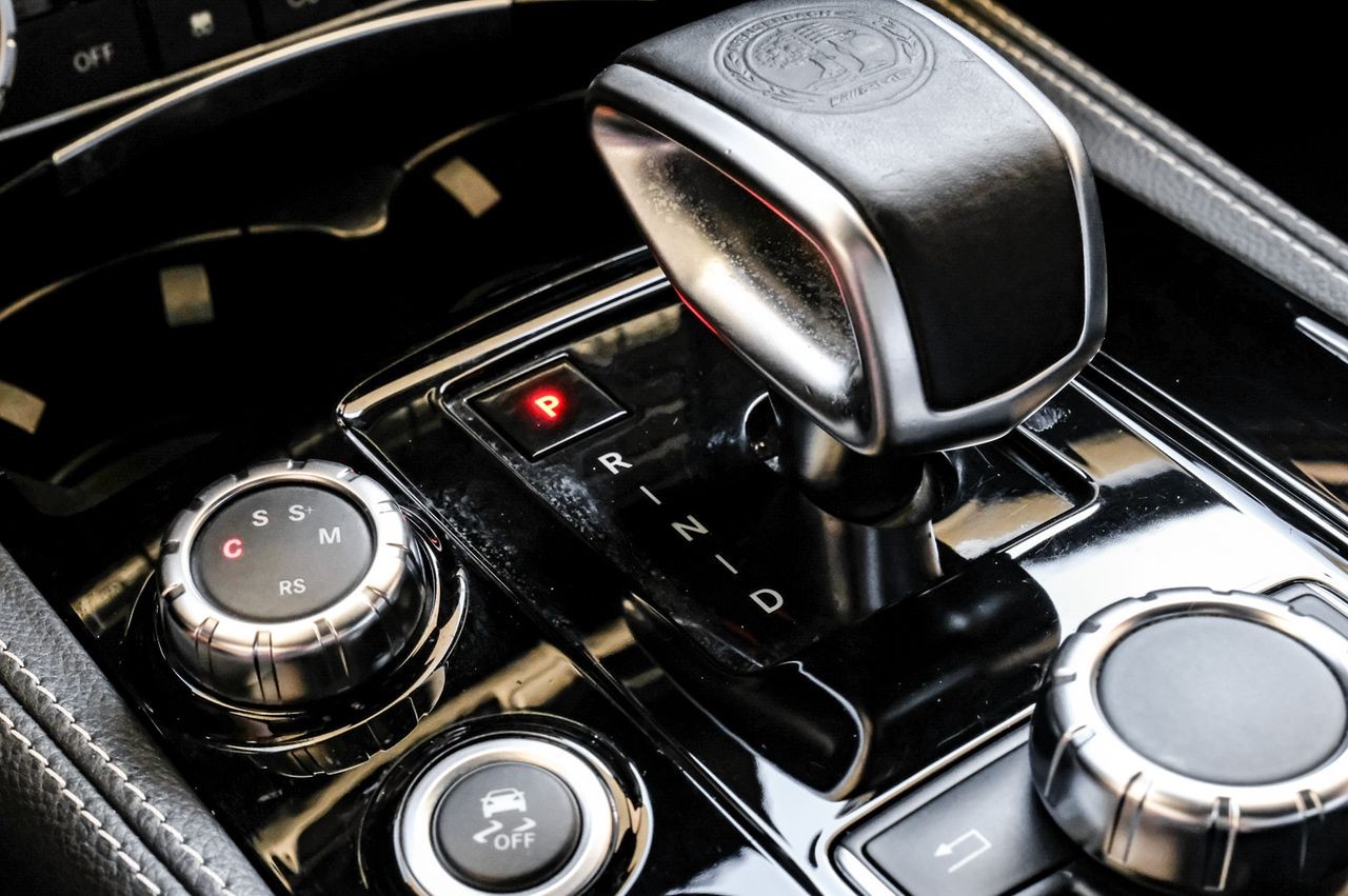 Mercedes-Benz CLS Vehicle Main Gallery Image 26