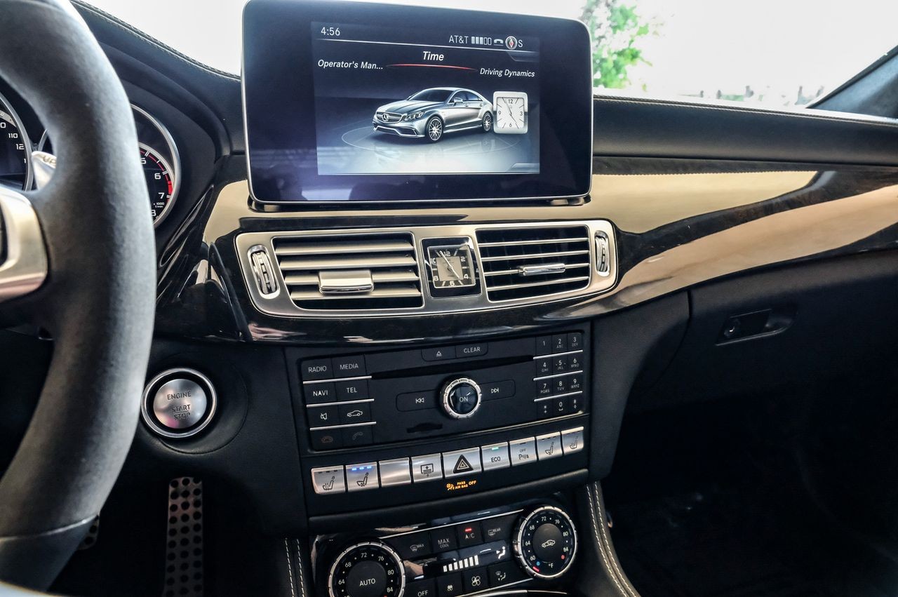 Mercedes-Benz CLS Vehicle Main Gallery Image 27