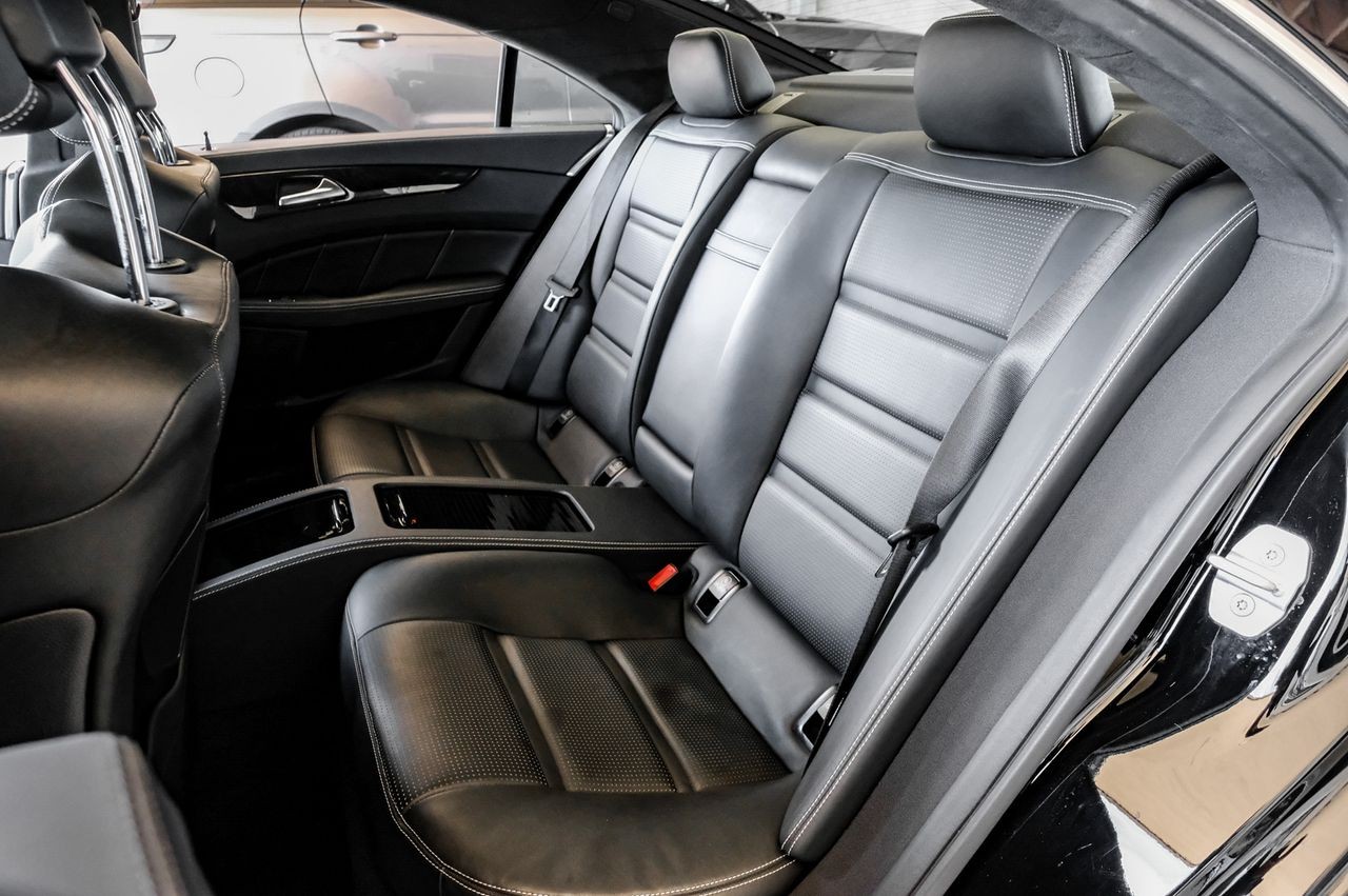 Mercedes-Benz CLS Vehicle Main Gallery Image 43