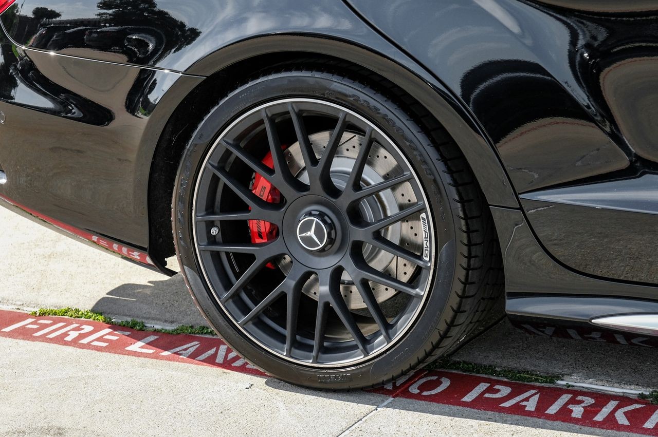 Mercedes-Benz CLS Vehicle Main Gallery Image 55